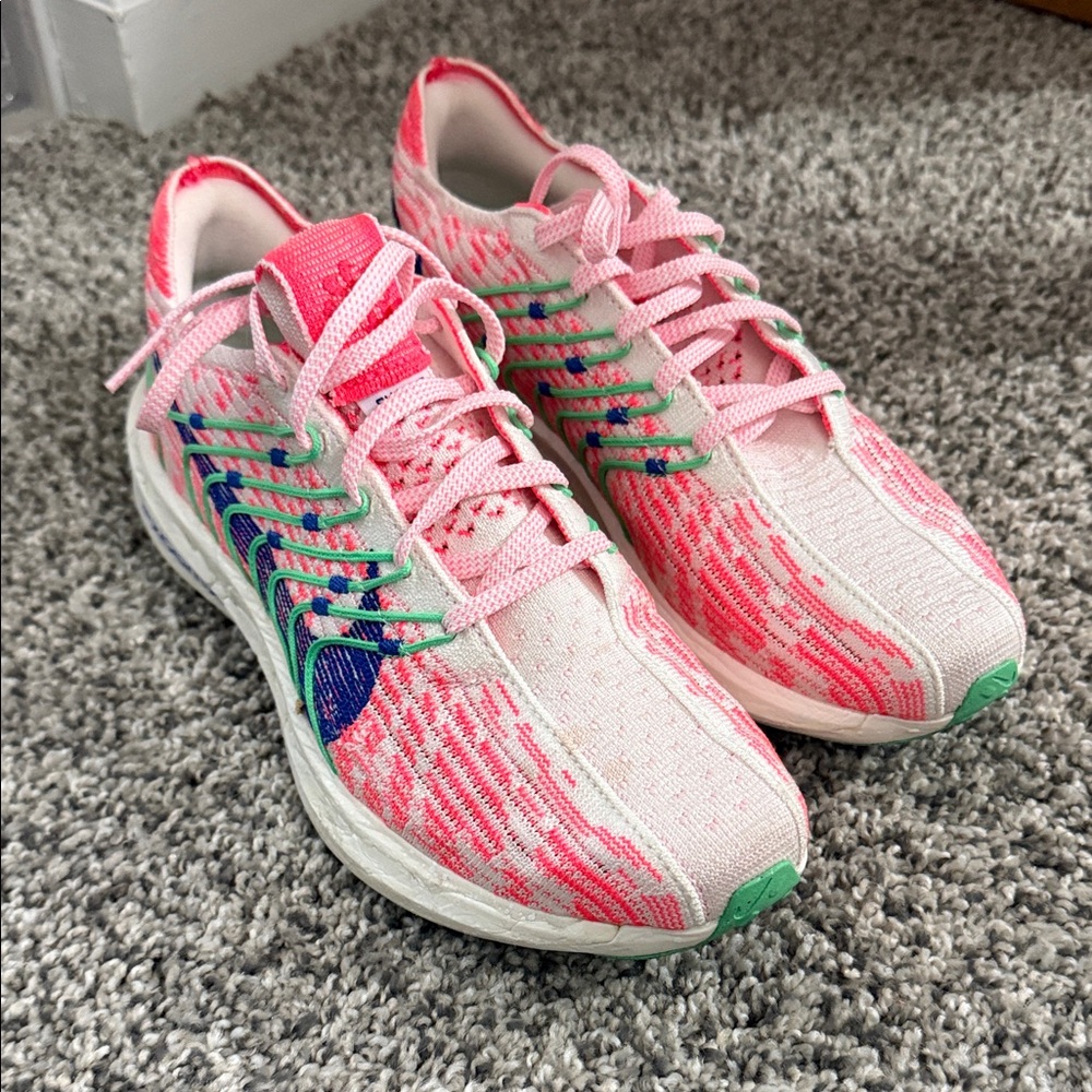 Light Pink Knit Women's Running Sneakers with Mint & Blue Accents